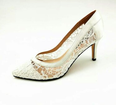 pretty in lace